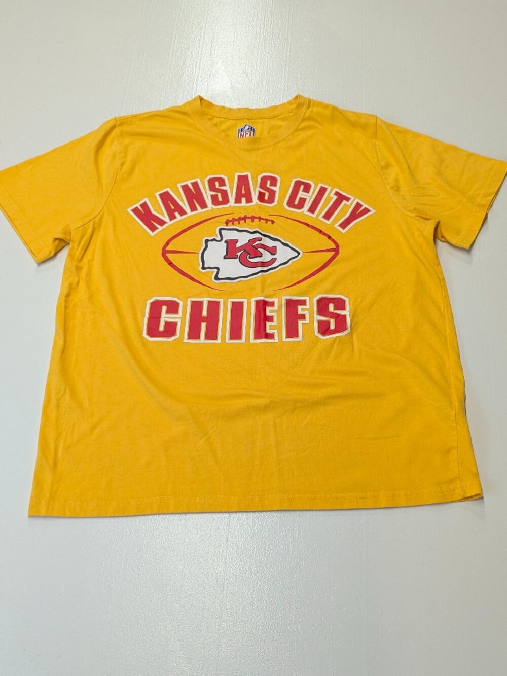 NFL Kansas City Chiefs Yellow Size XL Short Sleeved Tee